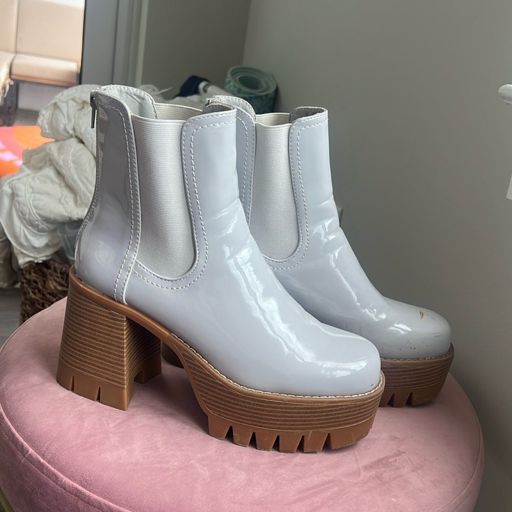 EUC Madden Girl Steve Madden Gotchha Platform Boots
